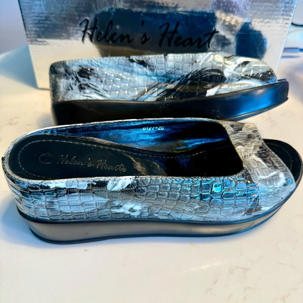 5 for $25!! Helen’s Heart Platform Wedges / Box Exceptional Condition